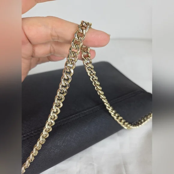 Kate Spade New York Black Shoulder Bag with Gold Chain – - Picture 7 of 15